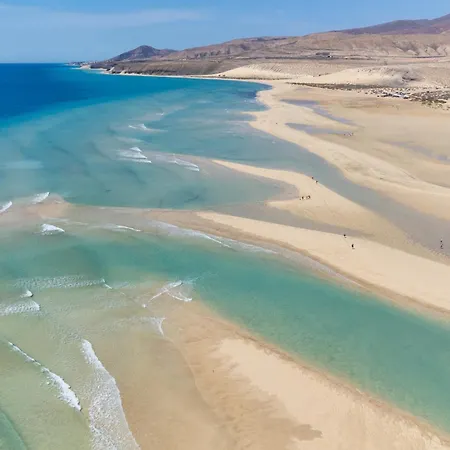 Home2book Vibrant Corralejo, Pool アパート コラレホ