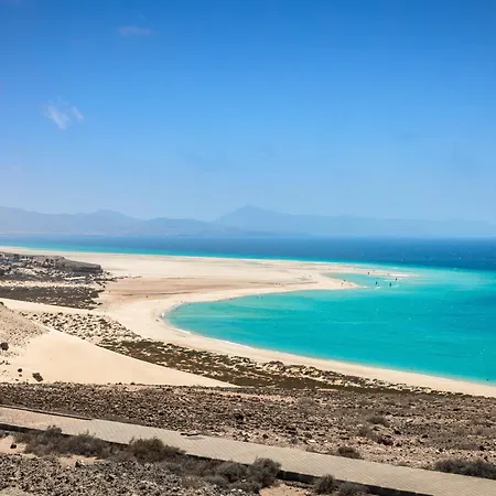 Home2book Vibrant Corralejo, Pool アパート コラレホ